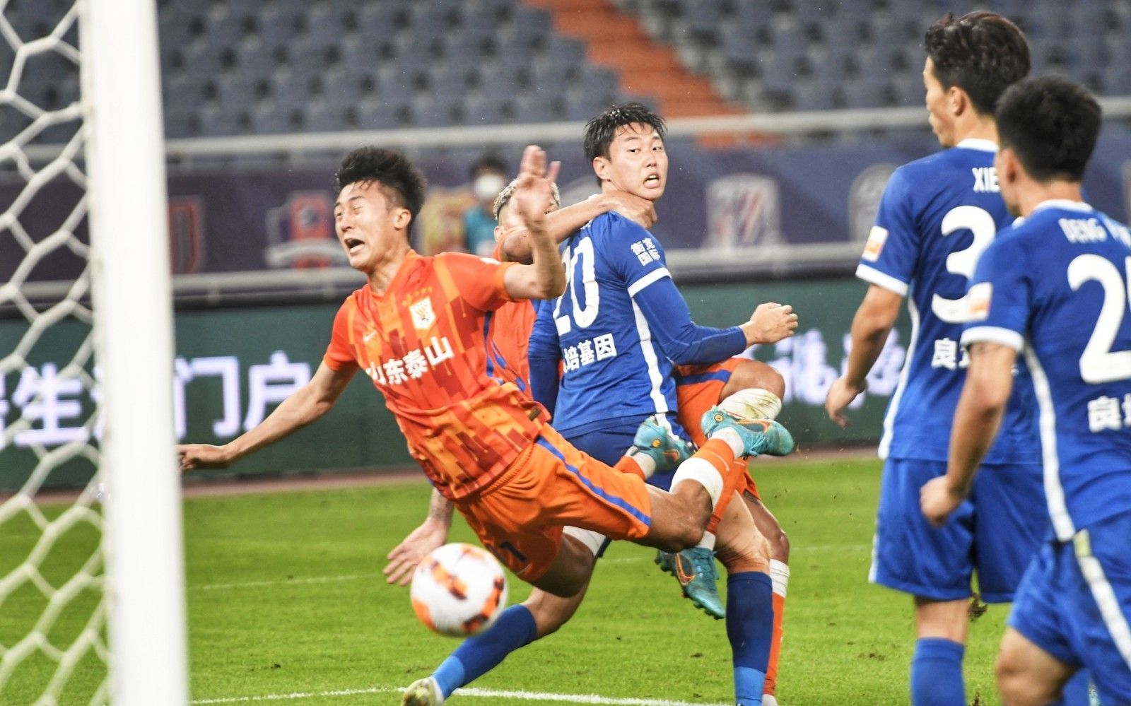 阿隆索：我们在安菲尔德跑动太少？不能凭一场比赛下结论（阿隆索：别因一场安菲尔德之战就断言我们跑动不足）