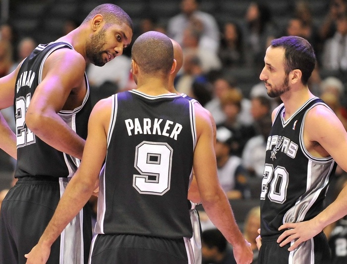 率重庆铜梁龙冲超，张外龙有望带领第5支球队征战中超（张外龙率重庆铜梁龙冲超，有望执教第5支中超球队）