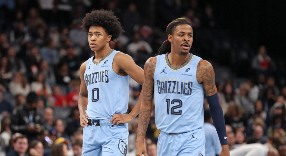 世欧预战报：奥亚萨瓦尔双响，西班牙4-0格鲁吉亚基本锁定出线（西班牙4-0格鲁吉亚，奥亚萨瓦尔双响：欧预赛出线基本到手）