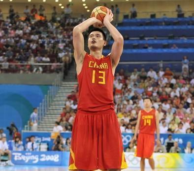 若纳塔斯：若我不叛逆、不暴躁，巴西和西班牙一定抢着要我（若纳塔斯：要不是我叛逆又暴躁，巴西和西班牙早就争抢我）