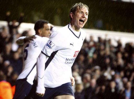 76人两将回归！保罗·乔治首发战篮网，博纳迎来复出（76人喜迎双将回归：保罗·乔治首发迎战篮网，博纳复出）