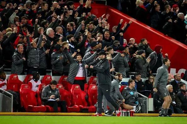 记者：尤文正关注热那亚右后卫诺顿-库菲和维罗纳前锋焦瓦内（报道称尤文图斯盯上热那亚右后卫诺顿-库菲及维罗纳前锋焦瓦内）