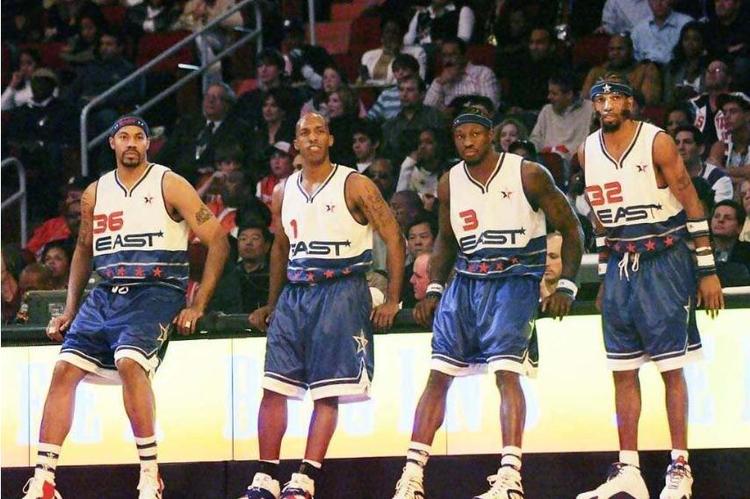 篮球勇士替补控卫连续三场得分上双（勇士替补控卫连三场砍下双位数得分）